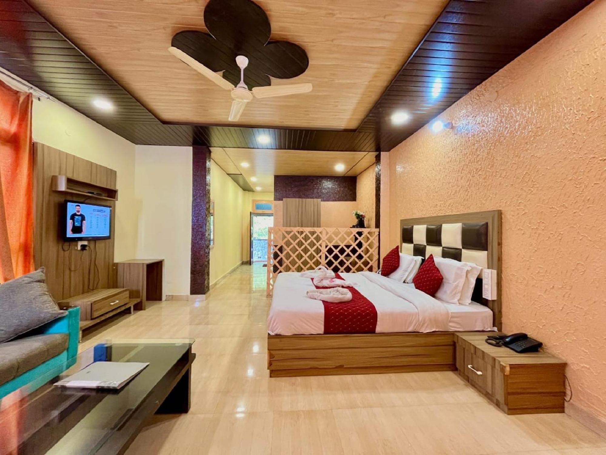 Sparkle Star Resort Khajjiar Eksteriør billede